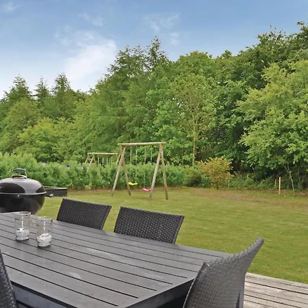 4 Bedroom Gorgeous In Toftlund *