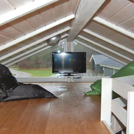 4 Bedroom Gorgeous In Toftlund Holiday home Vestergard